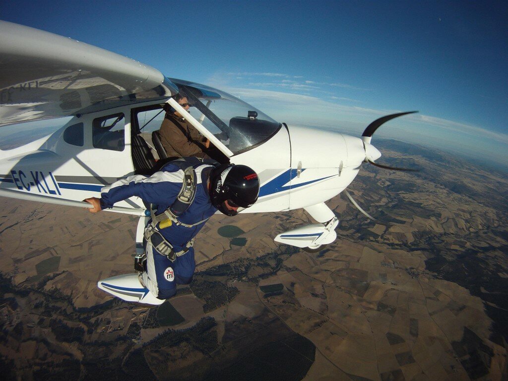 Paco Diaz just breaching the airplane for his skydive