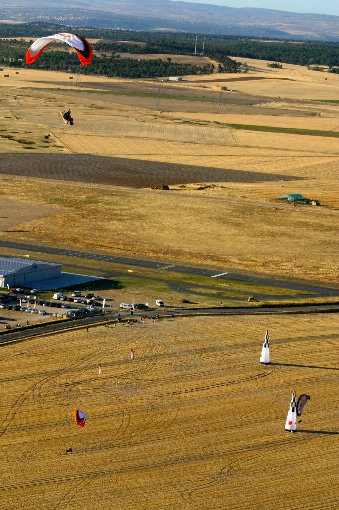 the GTR 22 pylon racing machine but surprisingly good with thermalling